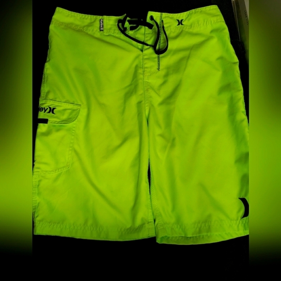 Hurley Other - HURLEY neon green 29" waist swim  board shorts